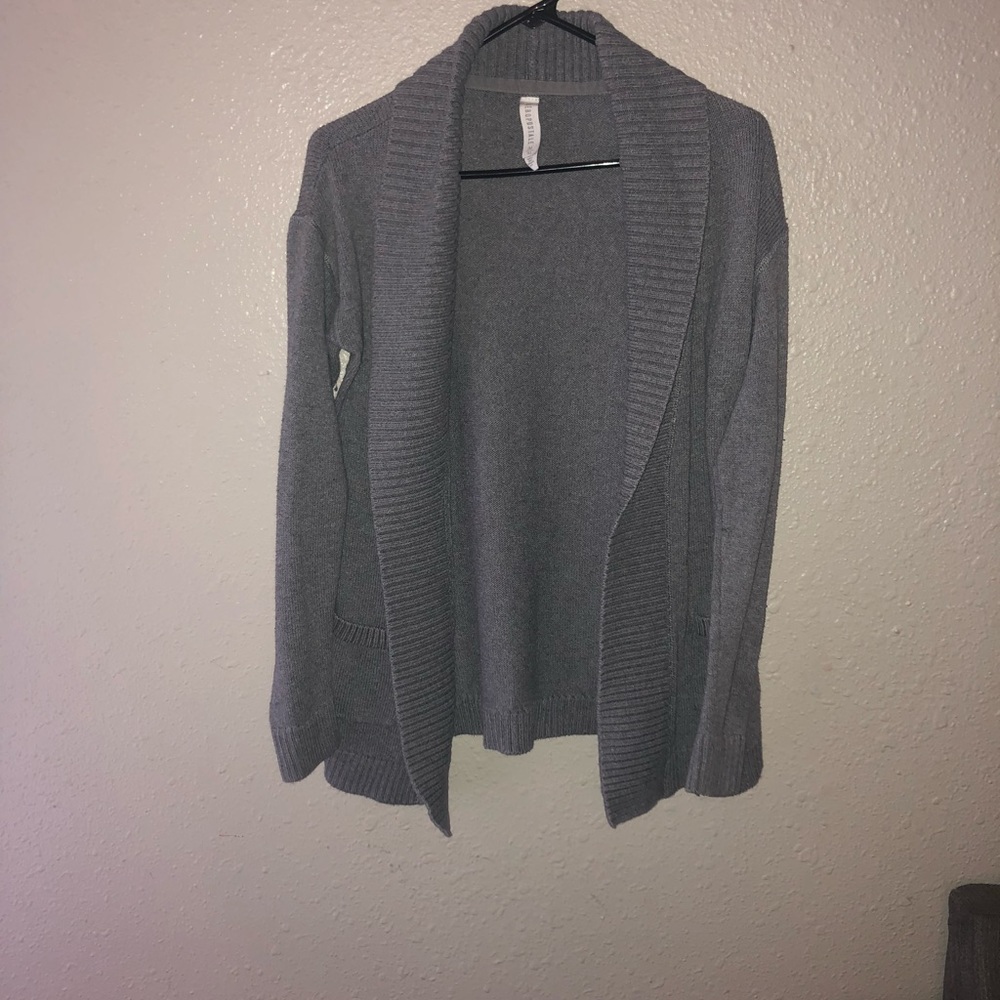 Aeropostale cardigan extra cozy size medium